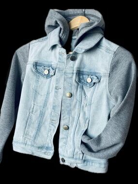 wonder nation |  Light Blue Denim Jacket | Gray Hood & Sleeves. size: M (7-8)